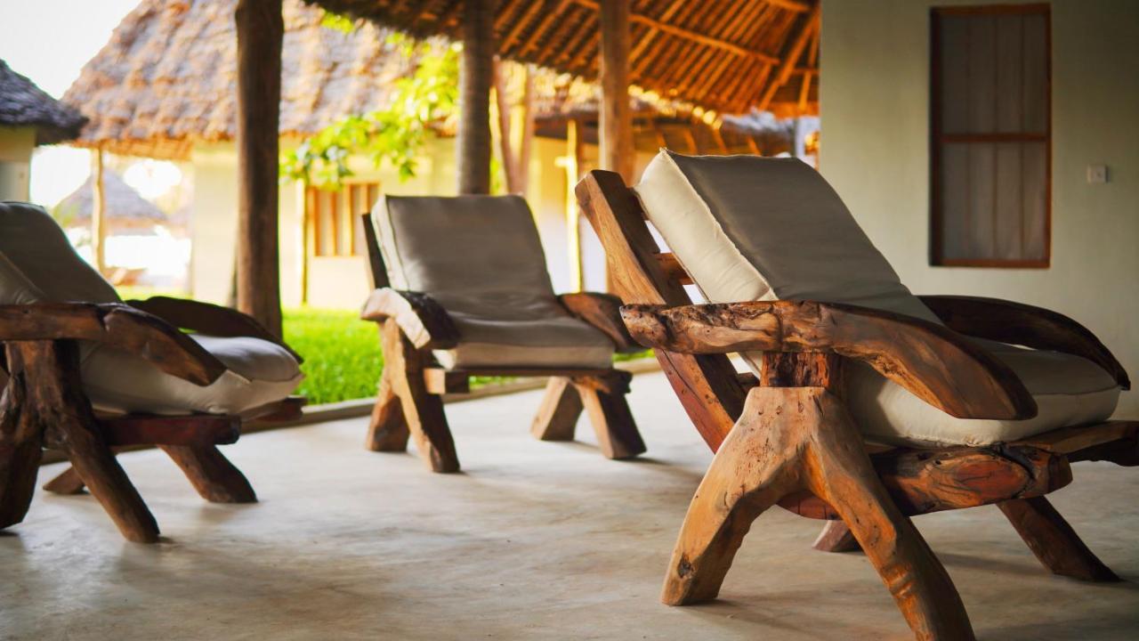 Ndame Paje Hotel Exterior photo